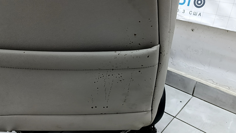 Driver's seat for Honda Accord 18-22 without airbag, worn, electric, with memory, leather, light gray, heated and ventilated, worn, needs cleaning, scratches on the lining