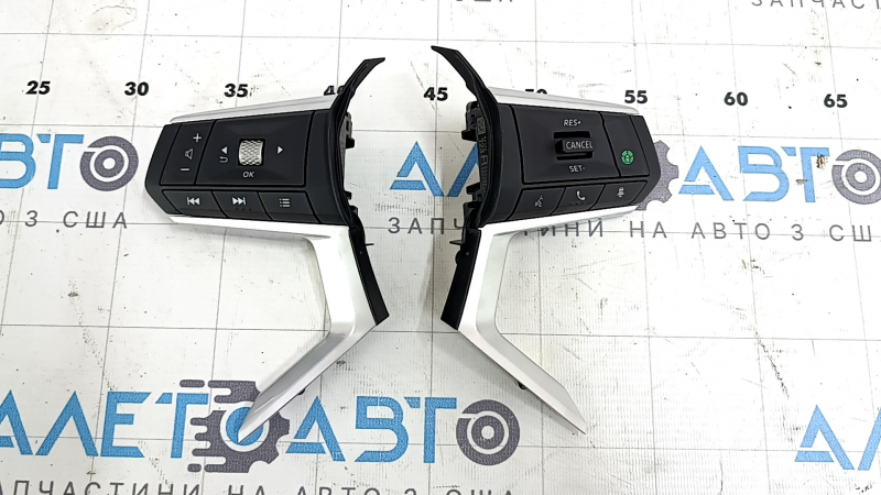 Mitsubishi Outlander 22-25 steering wheel control buttons for radar and 360-degree cameras, broken mount