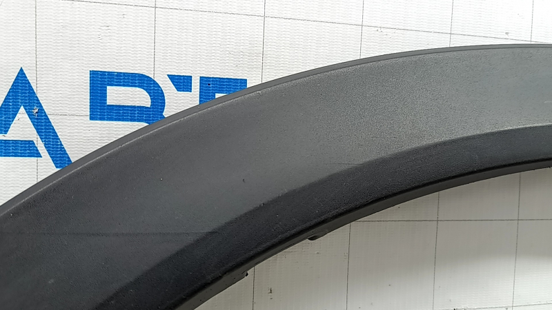 Front right fender arch trim Mazda CX-9 16-23 structure, broken fasteners, scratches, dented