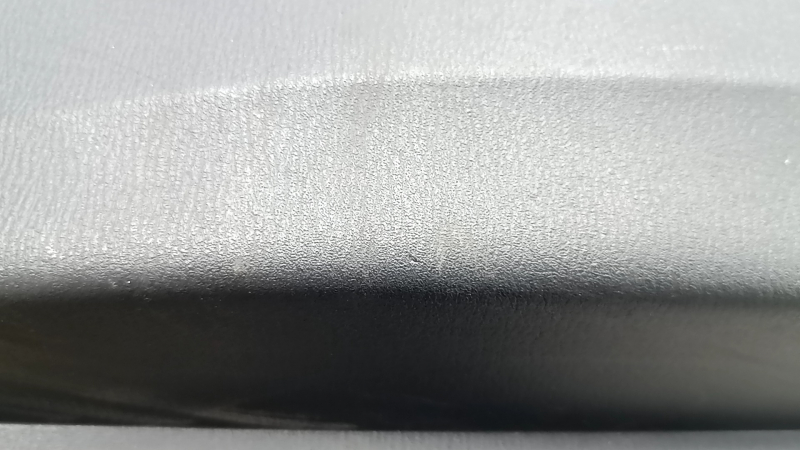 Right rear door panel for Mazda CX-9 16-19, under the curtain, black leather with beige leather insert, leather armrest, gray molding, with handle, BOSE, scratches