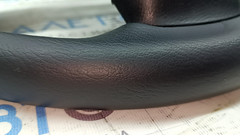 Naked steering wheel Toyota Sienna 21-24 black leather, XLE, scratches