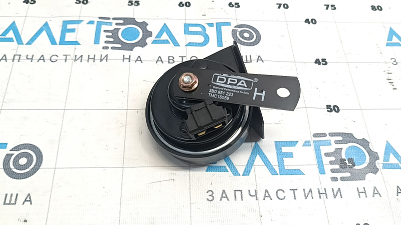 Signal low VW Passat b8 16-19 USA DPA