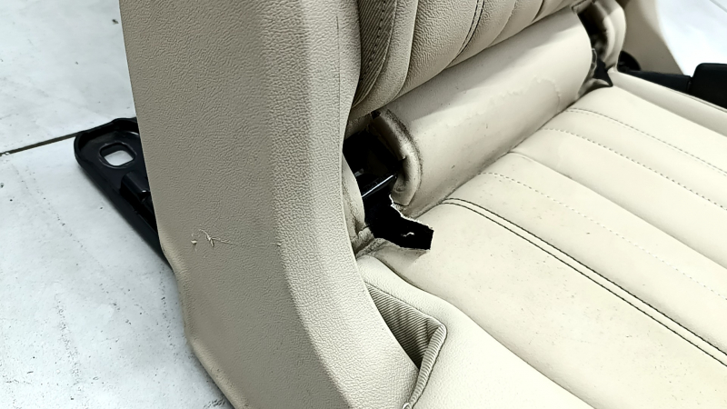 Rear seats, 2nd row, right, Audi Q5 80A 21-24, beige leather, manual, Standard, dents, scratches on plastic, needs cleaning