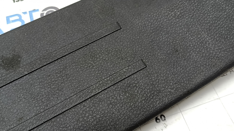 Rear left door sill trim for Toyota Sienna 21-24, dark gray, scratches