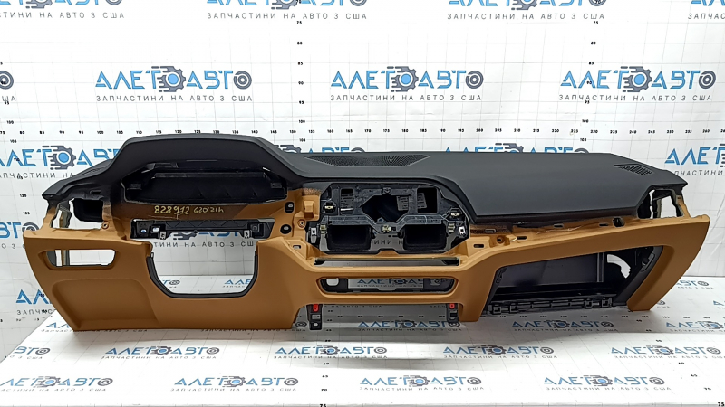 BMW 3 G20 19-22 black and brown COGNAC dashboard with AIRBAG, with speaker grille