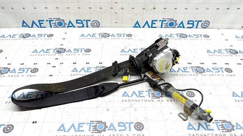 Driver's seat belt for VW Tiguan 13-18, black, with tensioner, water contact, dry cleanable