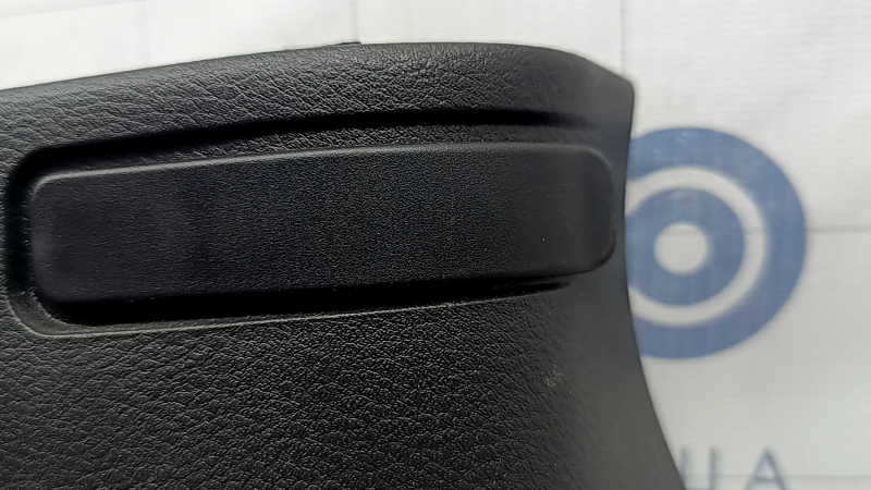 Left fender flare for Nissan Rogue 21-22, black, US built, scratches