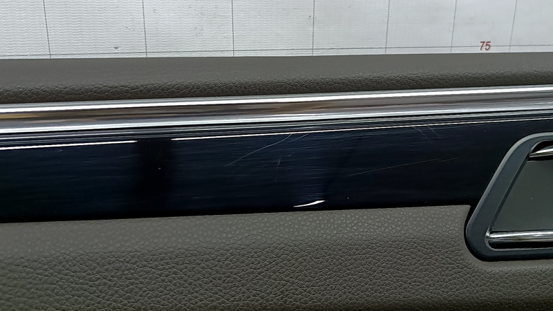 Door trim, rear left, Porsche Macan 15-18, gray achatgrau leather, without lighting and curtains, glossy black insert, with handle, scratches