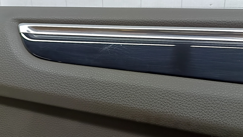 Door trim, rear left, Porsche Macan 15-18, gray achatgrau leather, without lighting and curtains, glossy black insert, with handle, scratches