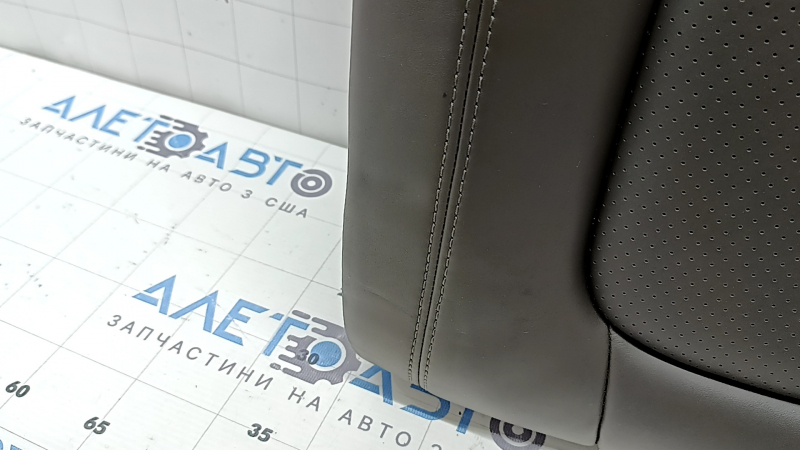 Left rear seat backrest for Porsche Macan 15-18, achatgrau grey leather, heated, with black seat belt, perforation, scratches, dents