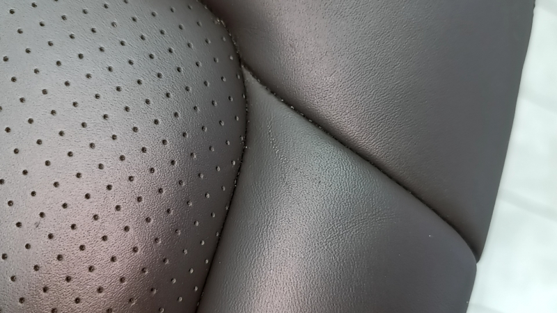 Left rear seat backrest for Porsche Macan 15-18, achatgrau grey leather, heated, with black seat belt, perforation, scratches, dents