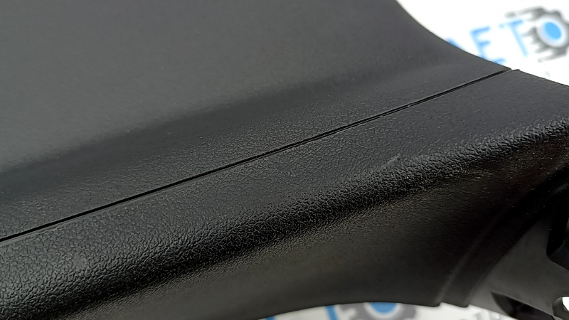 BMW X5 G05 19-24 black upper rear door trim, worn, scratches