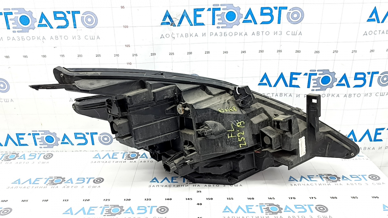 Left front headlight assembly for Nissan Murano z52 19-21 rest LED, broken mount, peeling paint, scratches