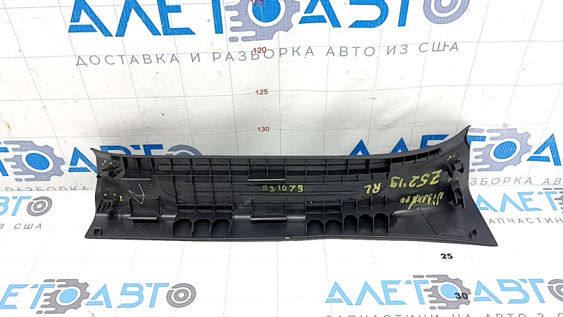 Nissan Murano z52 17-24 black inner rear right door sill trim, 3 stripes, scratches, broken fasteners