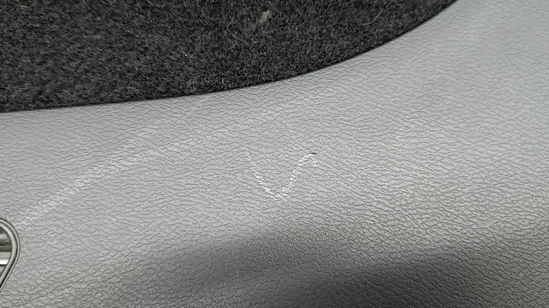 Right arch trim for Nissan Murano z52 15-24, black, scratches