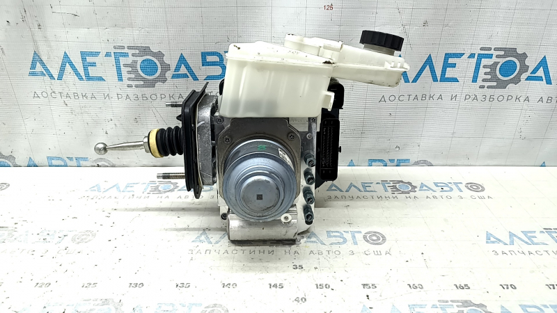 ABS BMW X5 G05 19-23 with brake master cylinder, reservoir and cover