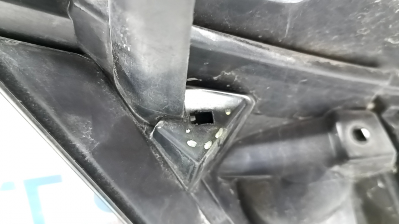 Nissan Rogue 17-20 grille without camera, under radar, under round emblem, Japan built, broken mount