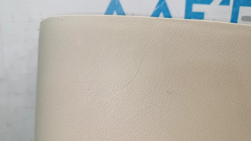 Center pillar trim lower left Nissan Pathfinder 13-20 beige type 2, scratch