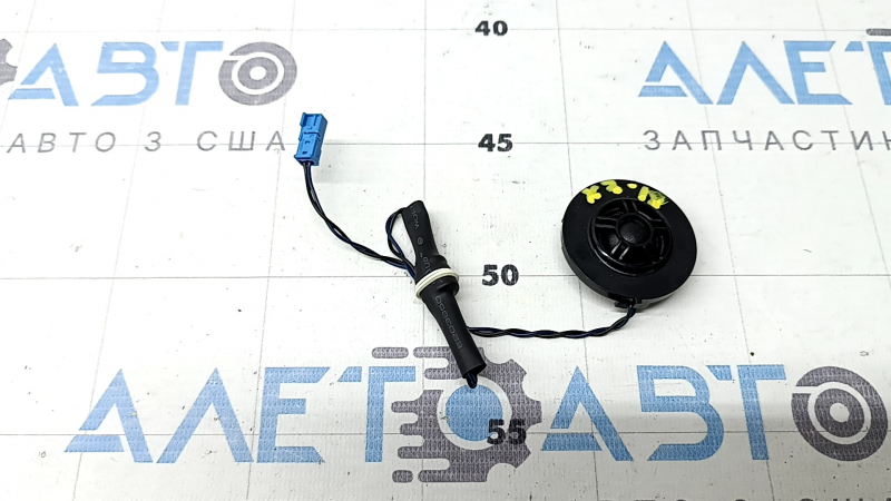 Tweeter in the dashboard of BMW X3 G01 18-21