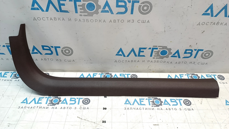Cadillac ATS 13-18 brown front right inner door sill plate, scratches