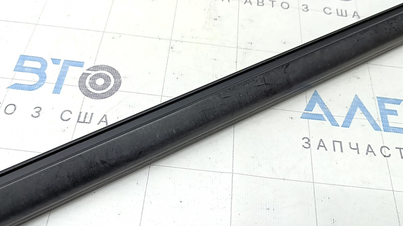 Front right center door molding for Hyundai Tucson 2022-25, black, faded