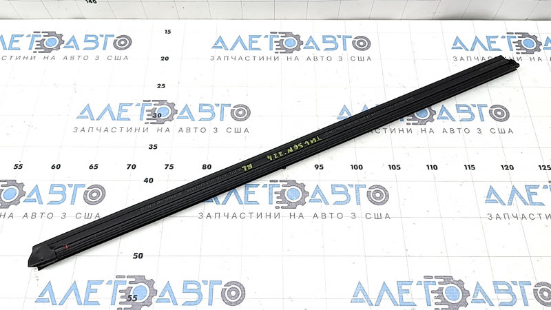 Inner glass seal for the rear left door of a Hyundai Tucson 22-25