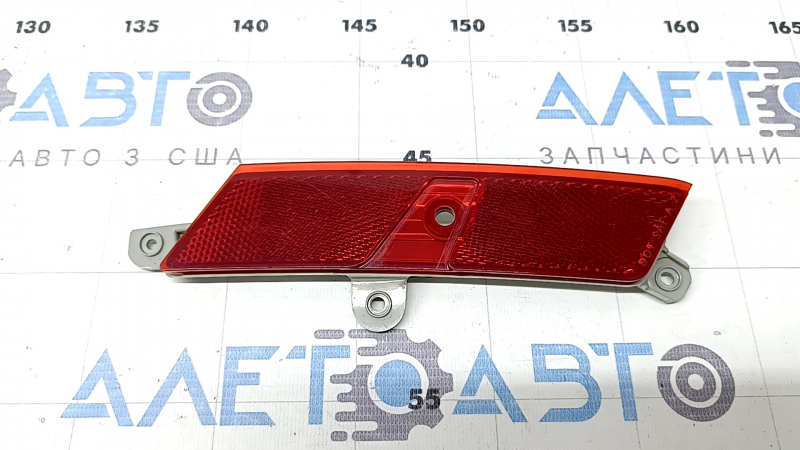 Hyundai Tucson 22-25 rear left fender arch reflector scratches