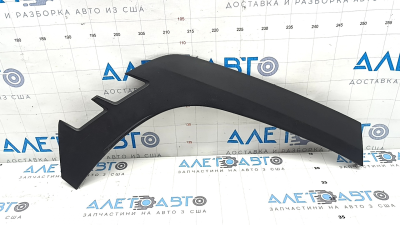 Rear right fender arch trim for Hyundai Tucson 22-24: structure, scratches, broken fasteners
