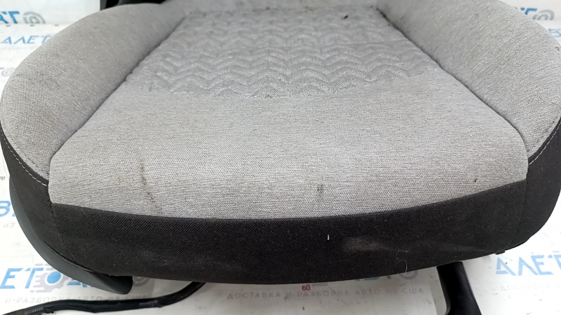 Chevrolet Equinox 22-24 passenger seat without airbag, manual, combined cloth, black and gray, dry-cleanable, chip cut off