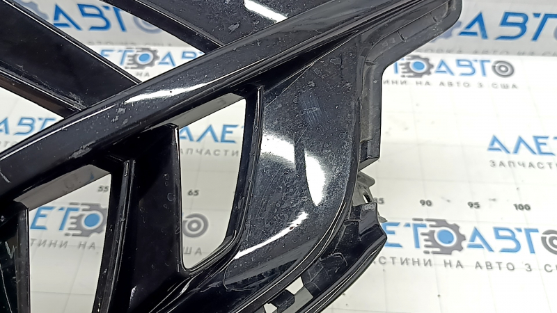 Left front bumper grille for Kia Niro 20-22 HEV, PHEV with DRLs and no fog lights, sand