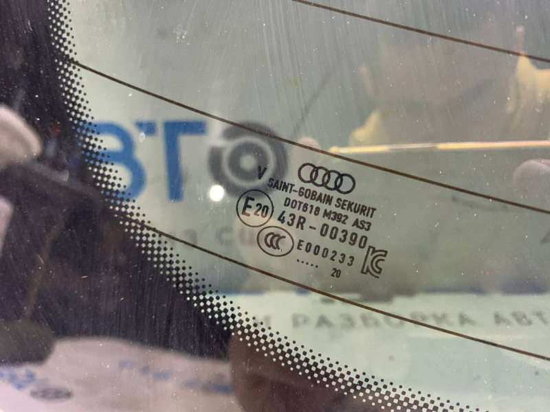 Rear window of the trunk door of the Audi E-Tron 19-23, tinted, Quattro, scratched, broken heating wiring
