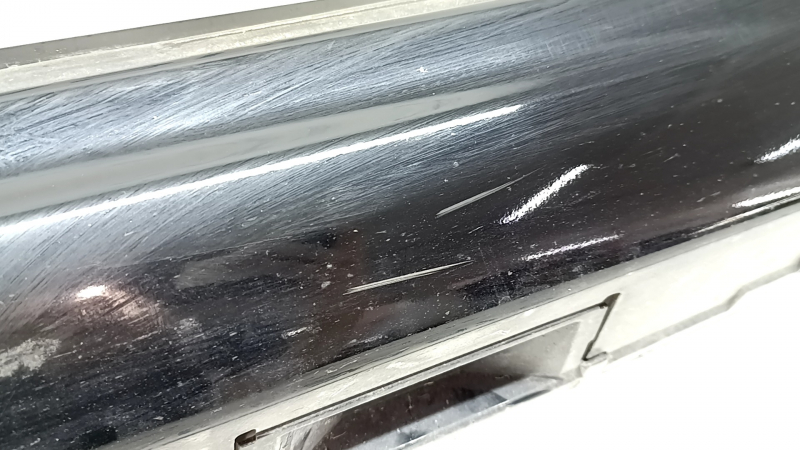 Honda Accord 23-24 left side sill with seal, gloss black, scratches