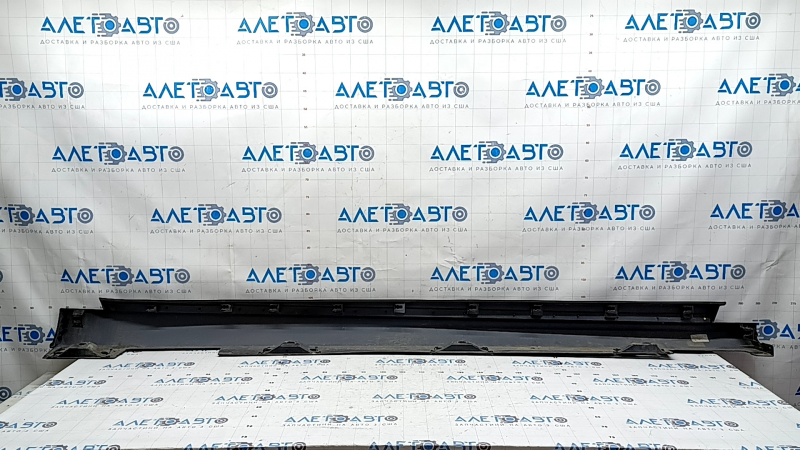 Honda Accord 23-24 left side sill with seal, gloss black, scratches