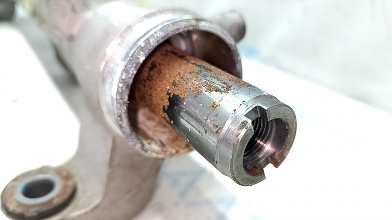 Hyundai Tucson 22-24 1.6T HEV USA steering rack without rods, rusty shaft, in a wedge, for spare parts