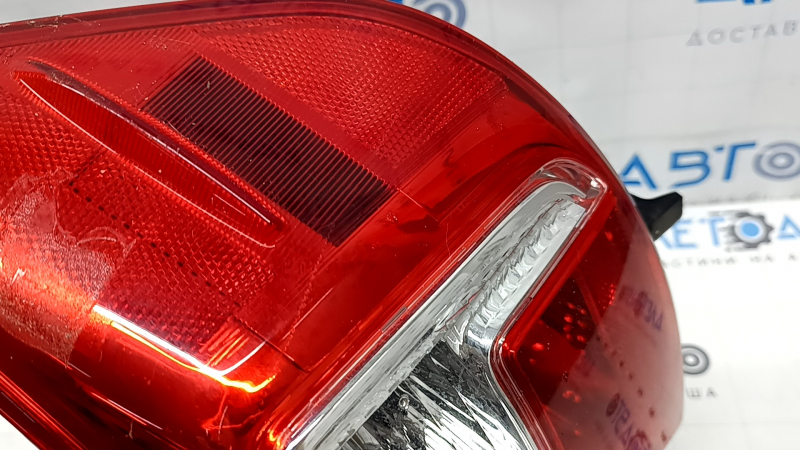 Right outer fender light for Toyota Camry v50 12-14 USA, crack, scratches, broken mount, glued on