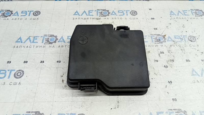 Hyundai Tucson 22-24 1.6T HEV Underhood Fuse Box Cover