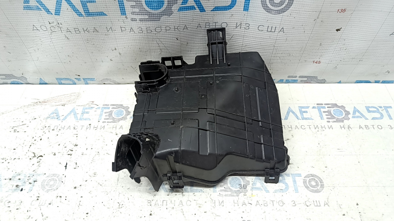 Hyundai Tucson 22-24 1.6T HEV Underhood Fuse Box Lower Cover