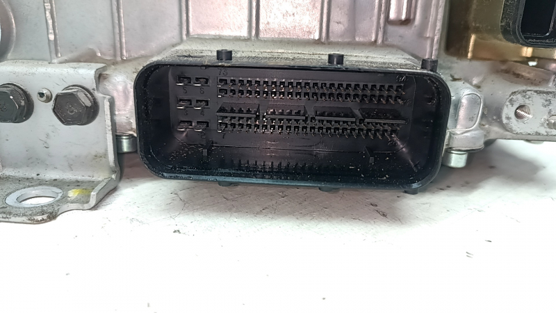Kia Niro 20-22 HEV inverter for R16 with low fuel pkg