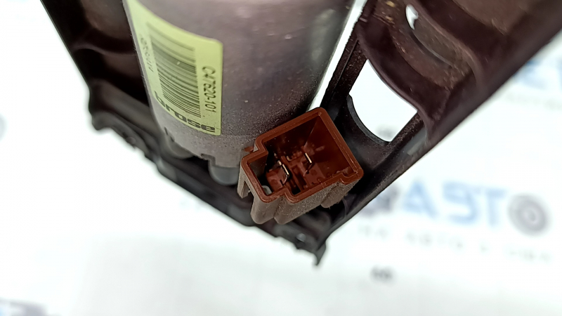 Longitudinal adjustment motor for the passenger seat Mercedes C-class W205 15-21 with bracket