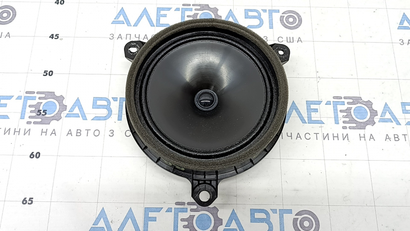 Toyota Rav4 19-24 rear right door speaker