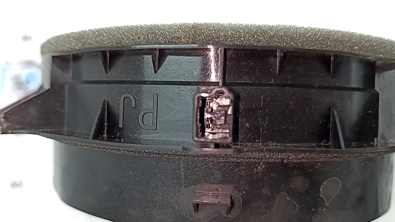 Toyota Rav4 19-24 rear right door speaker