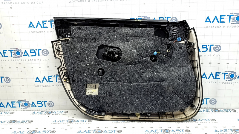 Front right door panel for Mercedes C-class W205 15-21, black leather, wood insert, with handle, black leather armrest, scratches, dents