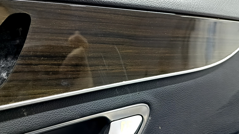 Front right door panel for Mercedes C-class W205 15-21, black leather, wood insert, with handle, black leather armrest, scratches, dents