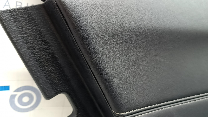 Door trim panel, rear left, Ford Explorer 21-23, black leather, no curtain, XLT, black leather armrest, chrome insert, with handle, scratches, peeling coating