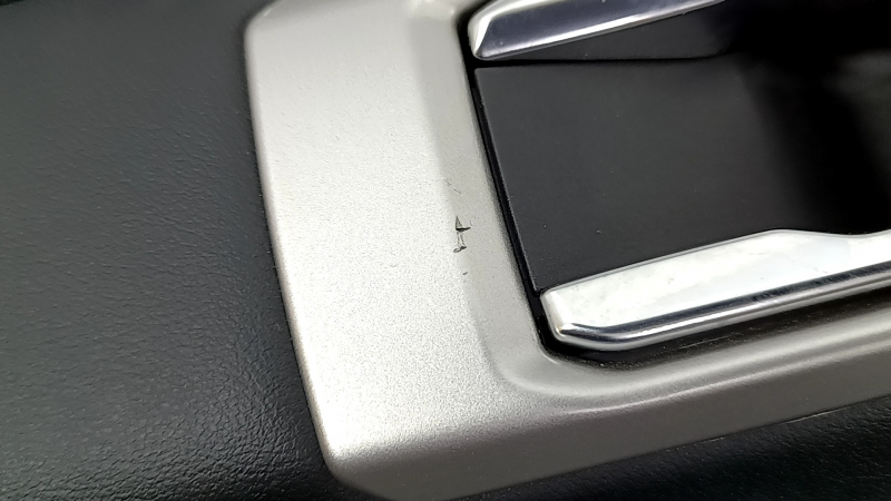 Door trim panel, rear left, Ford Explorer 21-23, black leather, no curtain, XLT, black leather armrest, chrome insert, with handle, scratches, peeling coating