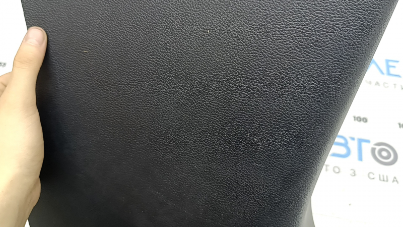 Front right door sill trim for Ford Explorer 20-24, black, scratches, broken fasteners