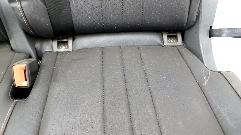 Rear seats, 2nd row, left, VW Tiguan 22-24, black leather, perforated, with belt, dry-cleanable, sooty, dented