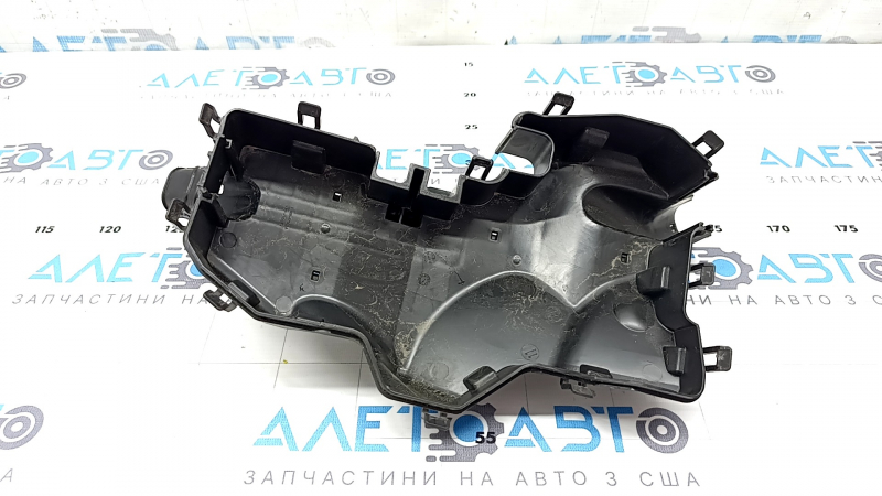 Kia Niro 23-HEV, PHEV underhood fuse box cover, lower
