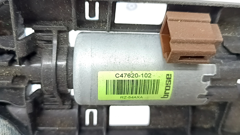 Longitudinal adjustment motor for the passenger seat of Mercedes W167 GLE 350 450 20-23 with a bracket, without a frame
