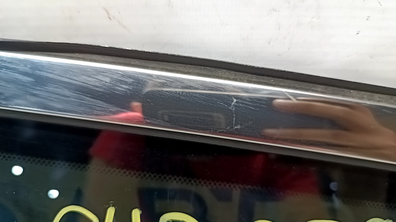 Rear left window with blind glass, Infiniti JX35 QX60 13-20, scratches on chrome